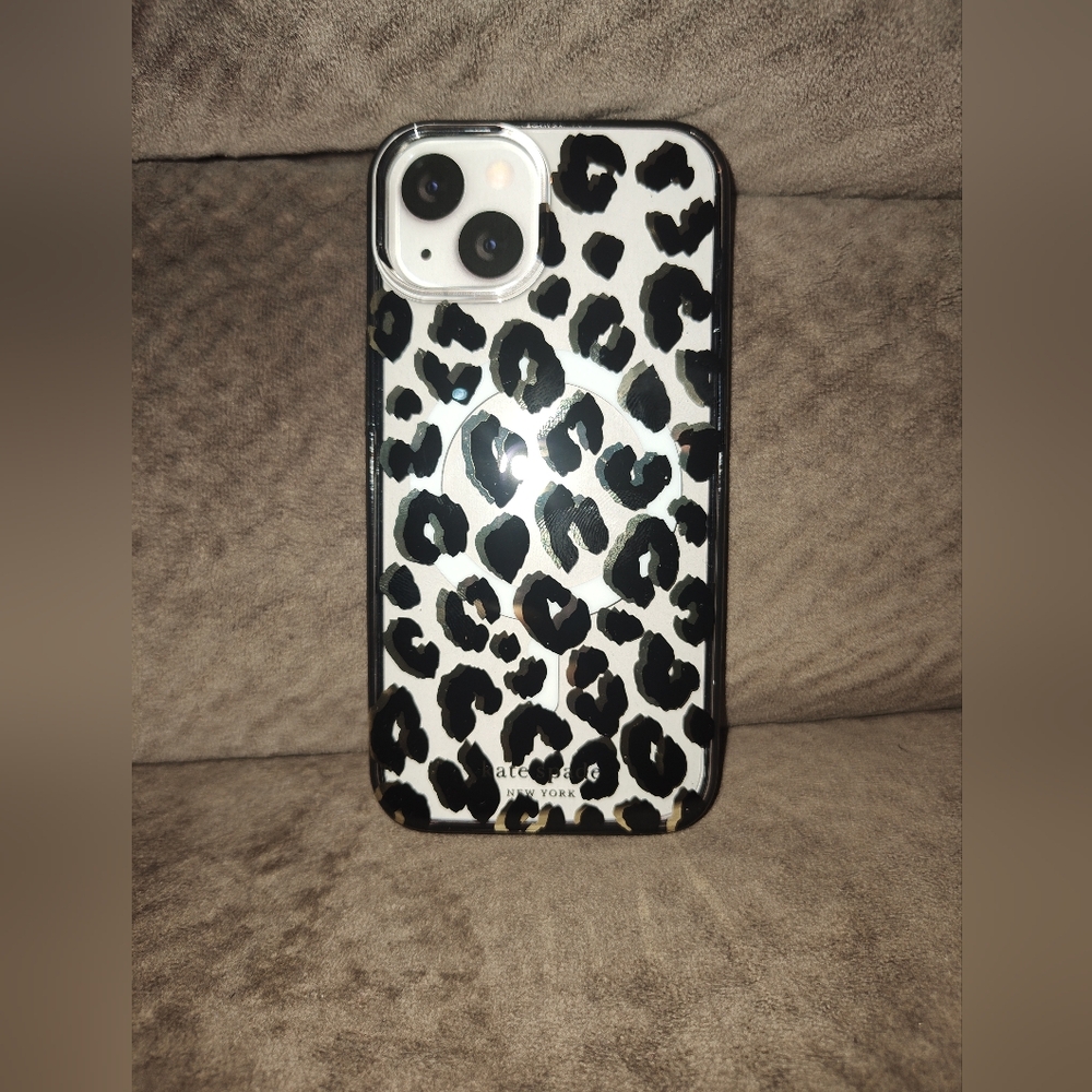 Kate Spade New York Protective Case w/MagSafe for iPhone 13
